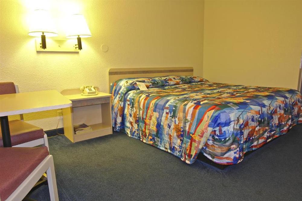 Motel 6-Medford, Or - North Room photo